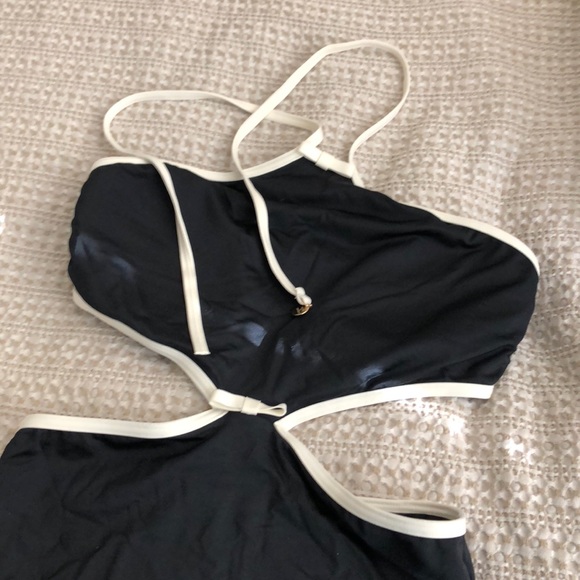 SOLD Kate Spade New York ♠️ Plage du midi Swimsuit - Picture 5 of 6